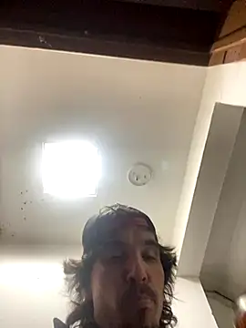 Snapshot of Lilsmokeshow017 chatting on 10-04-25, 10:02 Lilsmokeshow017 online show from 10-04-25, 10:02