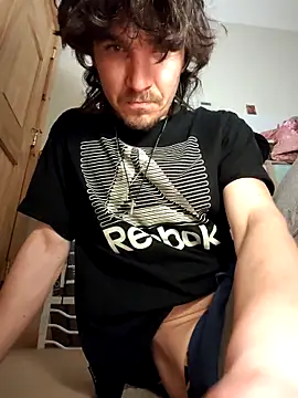 Snapshot of Lilsmokeshow017 chatting on 11-29-25, 09:01 Lilsmokeshow017 online show from 11-29-25, 09:01