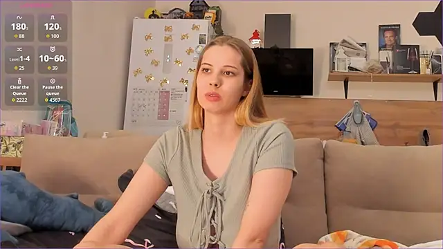 Girl alone home online show from 04-24-26, 03:58