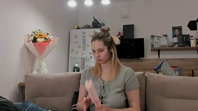 Girl alone home online show from 06-29-26, 03:12