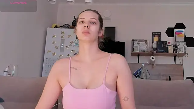 Girl alone home online show from 07-12-26, 04:09