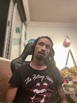 hotcamboy420 online show from 01-29-25, 04:15