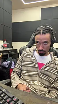 hotcamboy420 online show from 01-07-26, 04:26