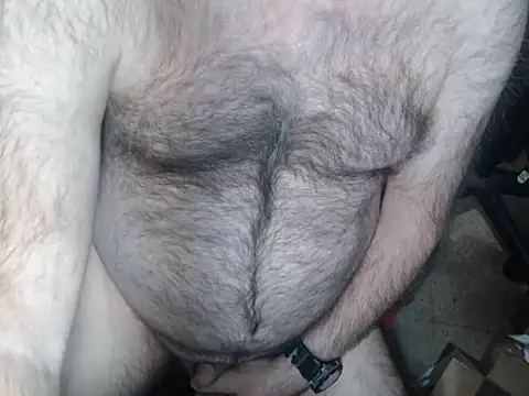 Snapshot of sohorneydad13 chatting on 02-13-26, 10:33 sohorneydad13 online show from 02-13-26, 10:33