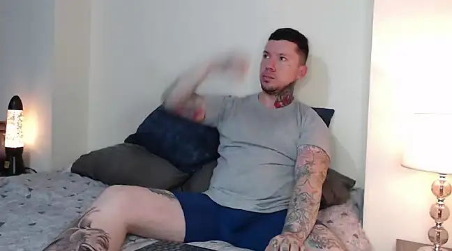 Snapshot of Adam_tatto chatting on 02-21-25, 04:37 Adam tatto online show from 02-21-25, 04:37