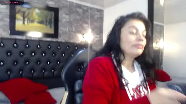 Snapshot of Lust_Mom41 chatting on 12-04-24, 10:46 Lust Mom41 online show from 12-04-24, 10:46