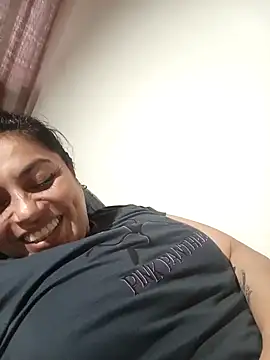 Snapshot of Lust_Mom41 chatting on 12-09-24, 09:26 Lust Mom41 online show from 12-09-24, 09:26