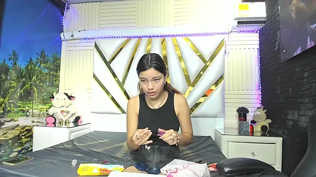 Ashley James online show from 10-22-25, 09:47