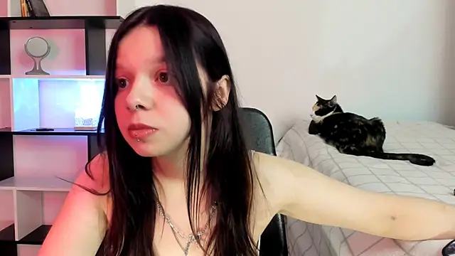 crystal lilith online show from 02-08-25, 01:33