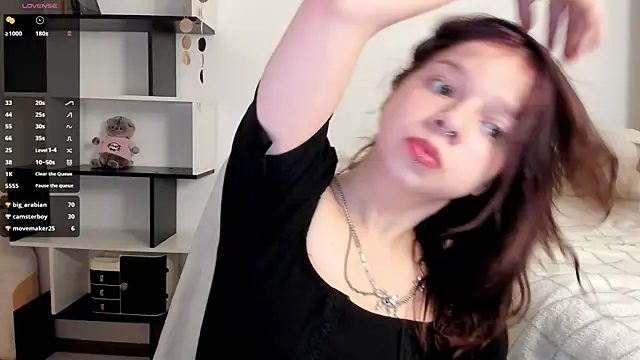 crystal lilith online show from 02-12-25, 10:59