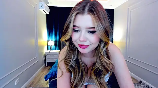 Snapshot of FollowLovee chatting on 02-22-25, 09:48 FollowLovee online show from 02-22-25, 09:48