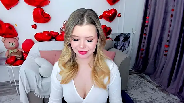 FollowLovee online show from 02-12-26, 08:26