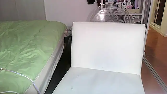 Snapshot of iamMalixxx chatting on 10-01-25, 12:55 iamMalixxx online show from 10-01-25, 12:55