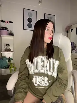 LynnSam  online show from 12-19-24, 02:23