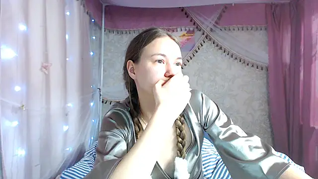 leila bambi  online show from 01-16-26, 10:47