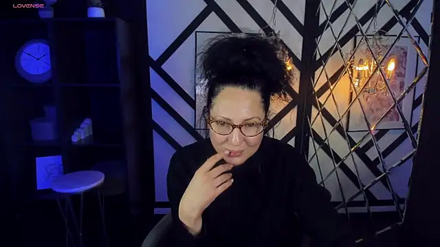 Snapshot of Anita_Muse chatting on 12-29-24, 07:11 Anita Muse online show from 12-29-24, 07:11