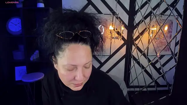 Snapshot of Anita_Muse chatting on 12-29-24, 10:14 Anita Muse online show from 12-29-24, 10:14