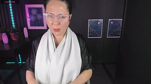 Snapshot of Anita_Muse chatting on 01-05-25, 04:58 Anita Muse online show from 01-05-25, 04:58