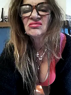 gildamilf online show from 11-20-25, 01:22