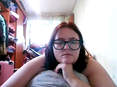 DesireMelissa online show from 10-22-25, 05:41