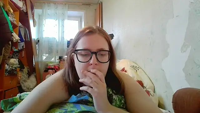 DesireMelissa online show from 12-15-25, 06:50