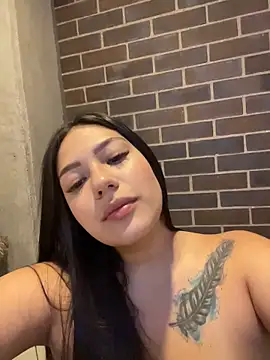 Latina vanessa online show from 05-12-26, 01:14