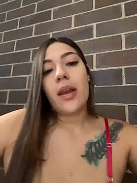 Snapshot of Latina_vanessa chatting on 06-25-26, 12:53 Latina vanessa online show from 06-25-26, 12:53
