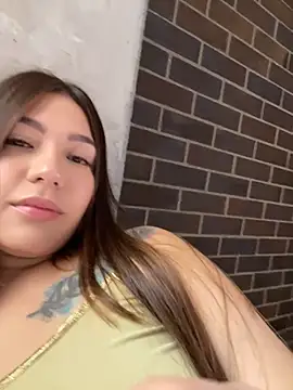 Snapshot of Latina_vanessa chatting on 06-26-26, 03:49 Latina vanessa online show from 06-26-26, 03:49
