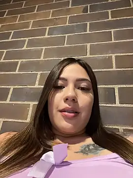 Snapshot of Latina_vanessa chatting on 07-14-26, 01:52 Latina vanessa online show from 07-14-26, 01:52