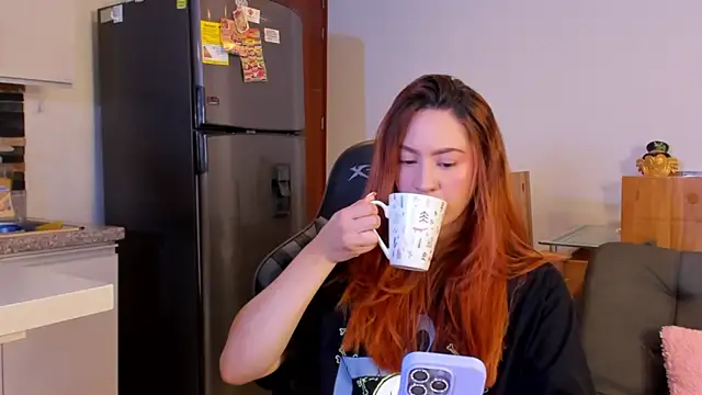 Amypond   online show from 04-22-26, 04:19