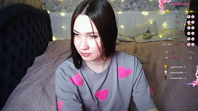 ChloeMillerMeow online show from 03-04-25, 11:22