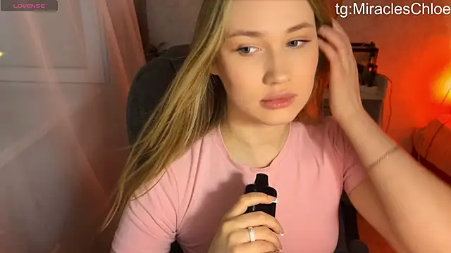Snapshot of ChloeMillerMeow chatting on 07-08-26, 06:45 ChloeMillerMeow online show from 07-08-26, 06:45