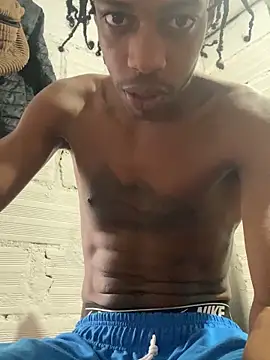 Larry-n-clouds online show from 11-27-25, 02:08