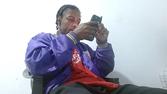 Larry-n-clouds online show from 02-22-26, 02:56