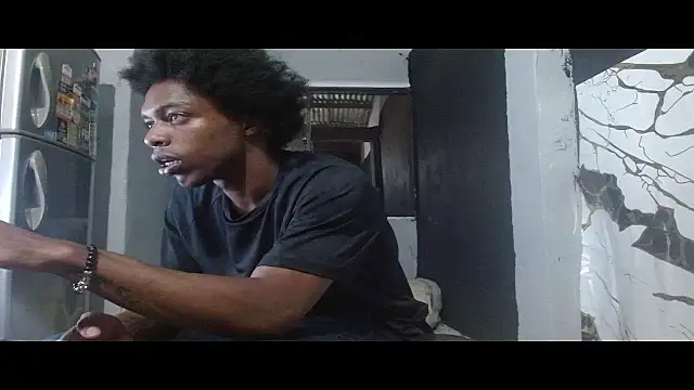 Larry-n-clouds online show from 07-01-26, 12:01