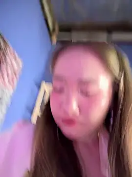 Asianpie  online show from 11-22-25, 01:04