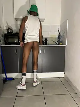 Snapshot of JaroDawg47 chatting on 01-14-25, 05:23 JaroDawg47 online show from 01-14-25, 05:23