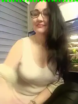 CamilleDesire online show from 12-25-24, 04:32