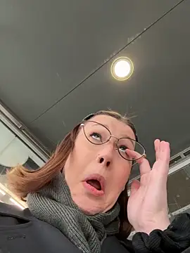 RinaCat online show from 04-15-26, 05:25