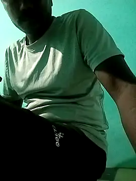 TamizhanKishwin7 online show from 09-29-25, 08:35