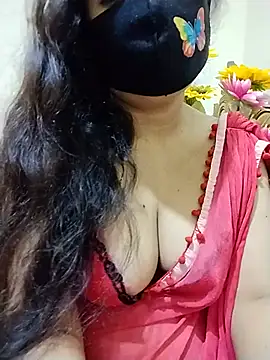 Snapshot of Ameera19 chatting on 07-23-26, 01:58 Ameera19 online show from 07-23-26, 01:58