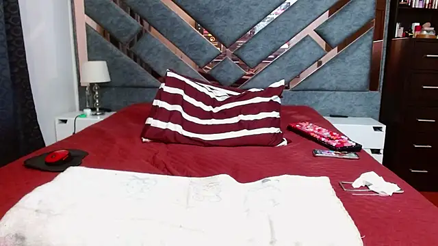 Snapshot of KarlaTesg chatting on 06-21-26, 10:07 KarlaTesg online show from 06-21-26, 10:07