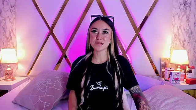 Athziry  online show from 02-10-25, 10:09