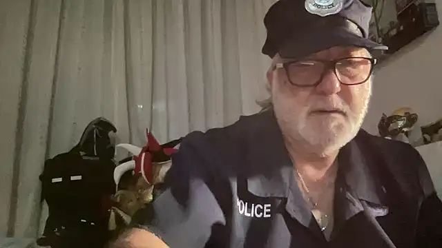 EroticVenetian online show from 11-18-25, 06:51