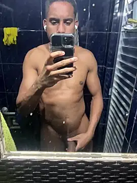 Snapshot of xt6601 chatting on 07-16-26, 06:14 xt6601 online show from 07-16-26, 06:14