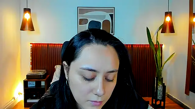 Snapshot of KatherineBond chatting on 11-27-25, 06:21 KatherineBond online show from 11-27-25, 06:21