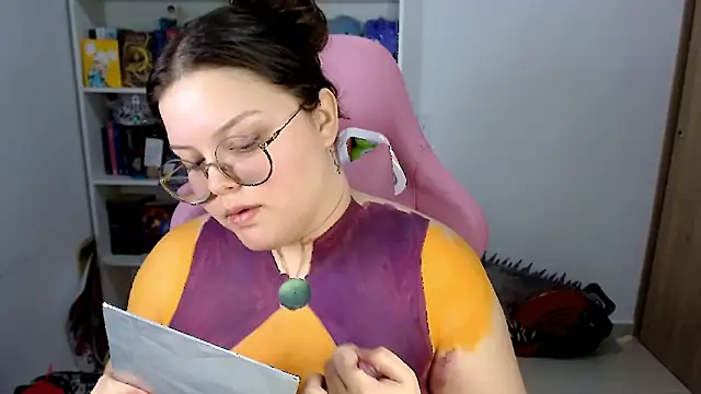 Snapshot of Gabiwaifu chatting on 02-27-26, 04:12 Gabiwaifu online show from 02-27-26, 04:12