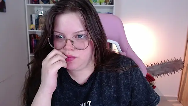 Snapshot of Gabiwaifu chatting on 07-08-26, 12:37 Gabiwaifu online show from 07-08-26, 12:37
