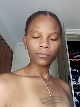 kelsie421 online show from 02-19-25, 06:00