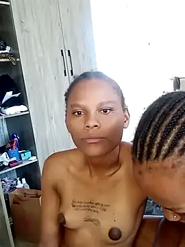 kelsie421 online show from 03-11-25, 09:24